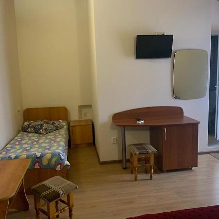 Гостевой дом У Маргариты Гагра Экстерьер фото
